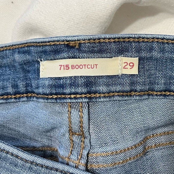 Levi’s - Picture 4 of 4